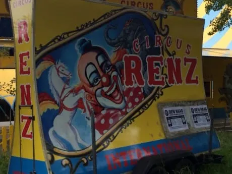 CIRCUS RENZ IN VROONDAAL